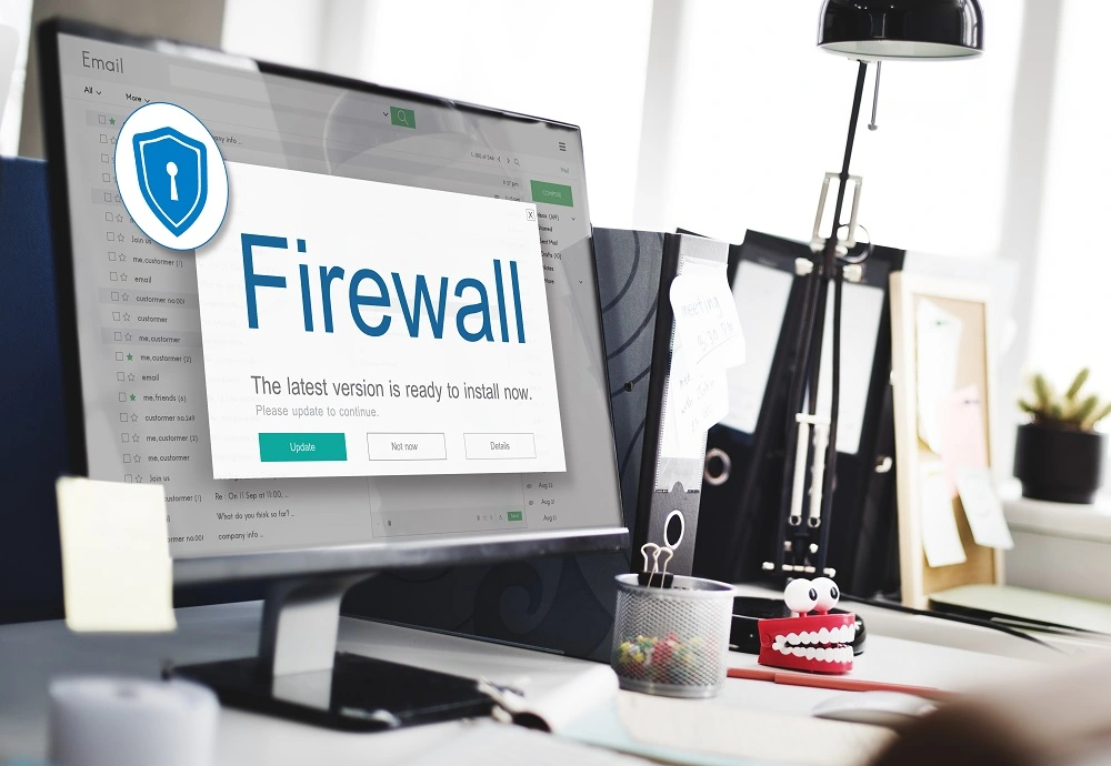 Implementacja firewalli i systemów wykrywania intruzów